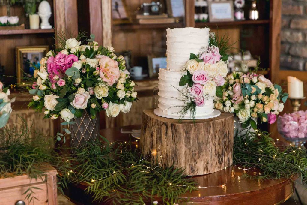 Best luxury wedding cake San diego