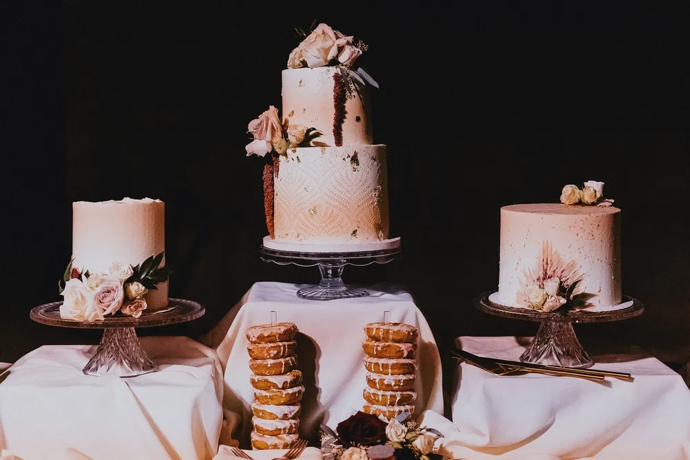 Botanical sugar art cakes 2026