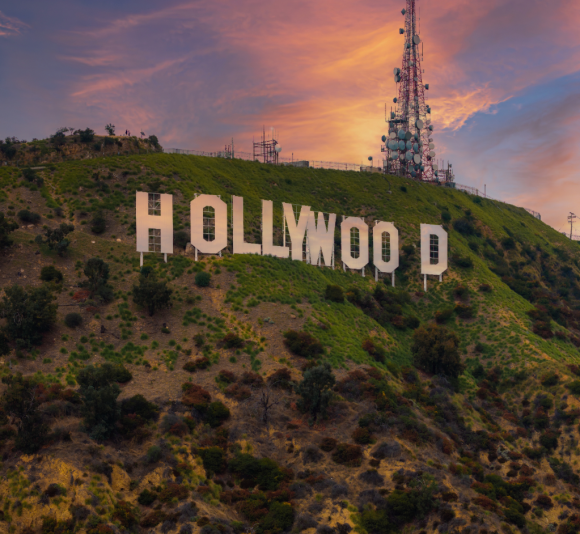 shutterstock_2412056719_6CFY