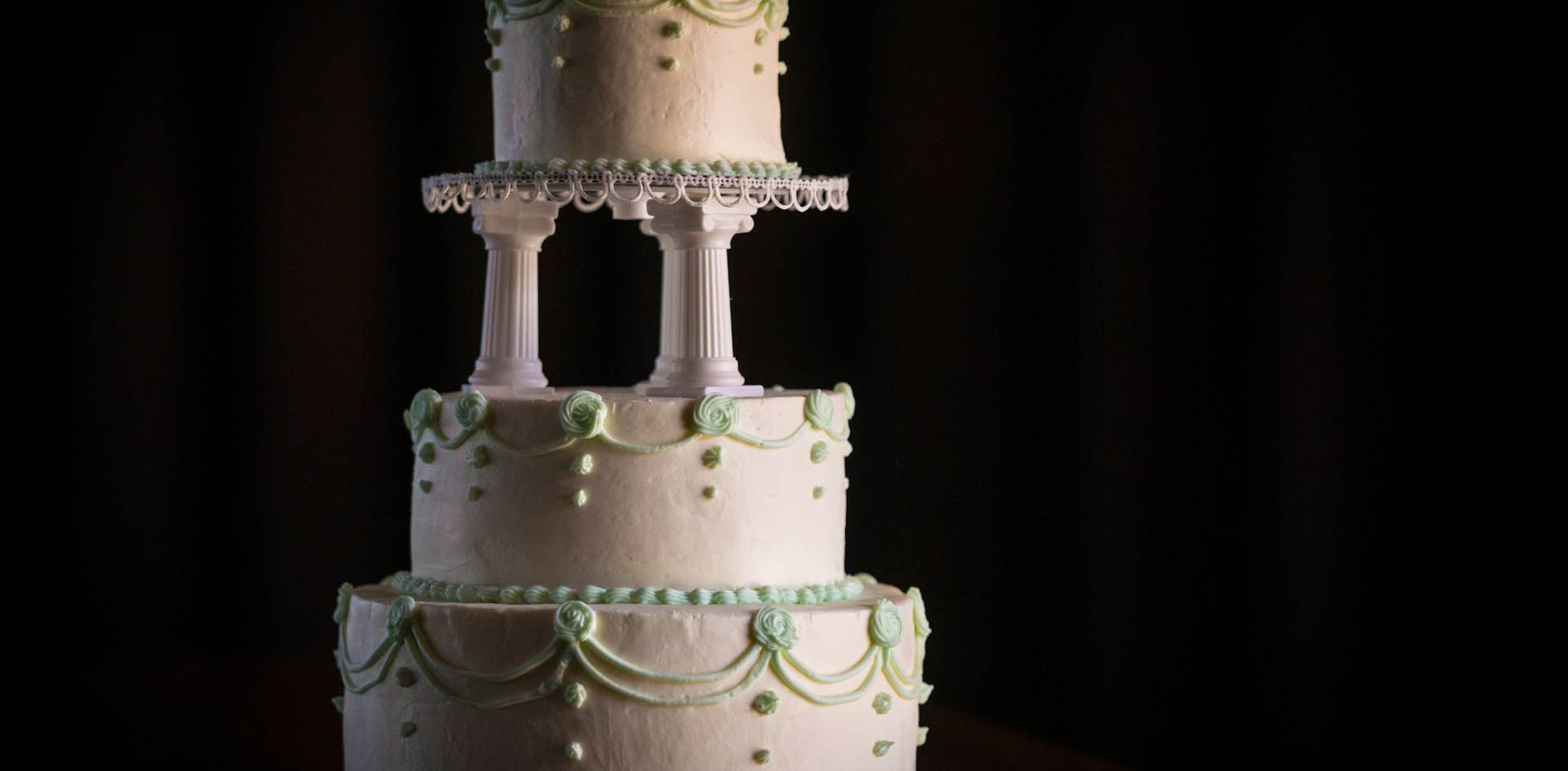wedding cake cost san diego